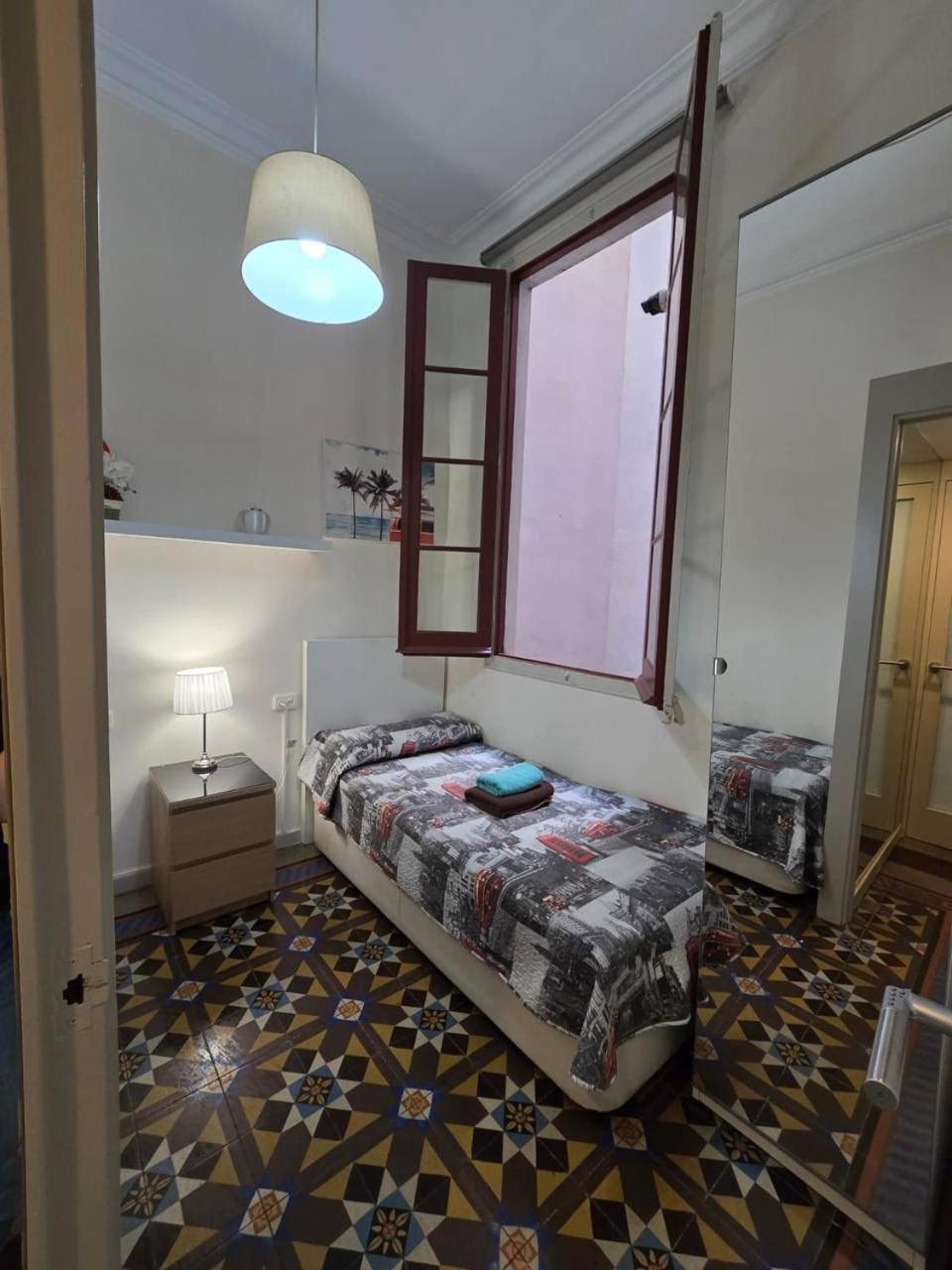 Rooms Rumila Barcelona Exteriér fotografie